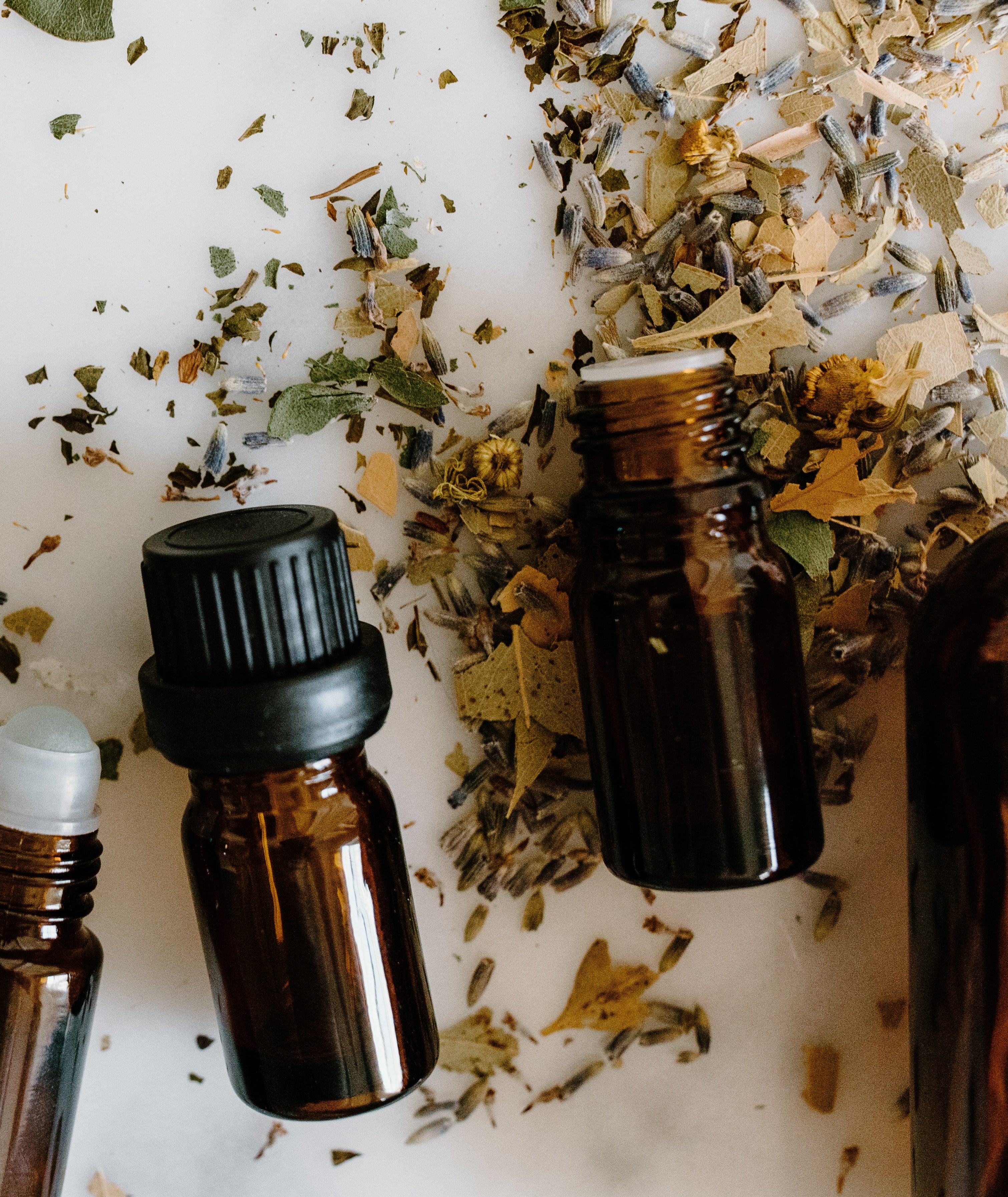 15 Amazing Ways Aromatherapy Can Help You